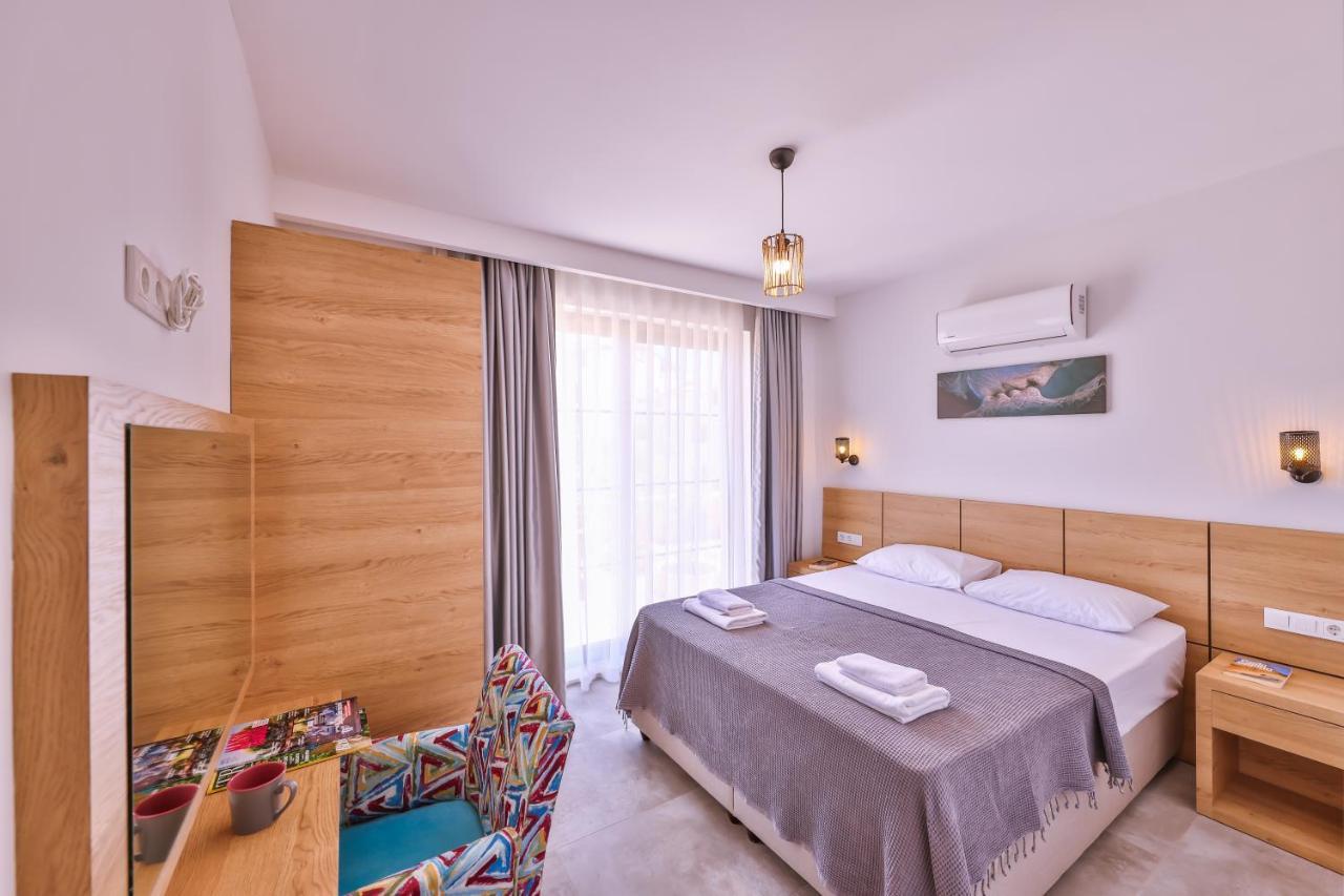 Goekyuezue Suit Apart Kaş Buitenkant foto