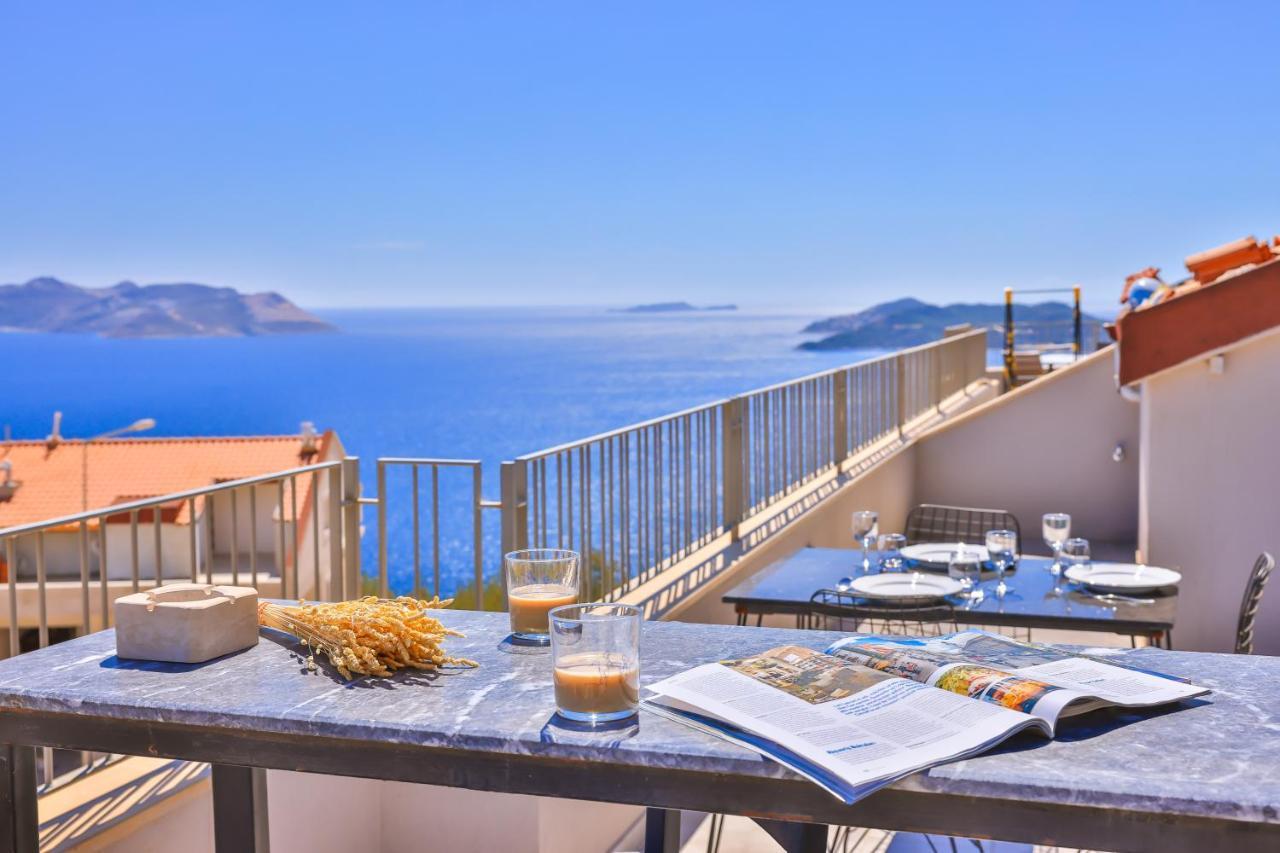 Goekyuezue Suit Apart Kaş Buitenkant foto