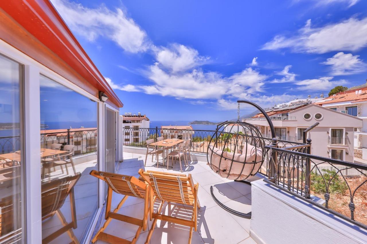 Goekyuezue Suit Apart Kaş Buitenkant foto