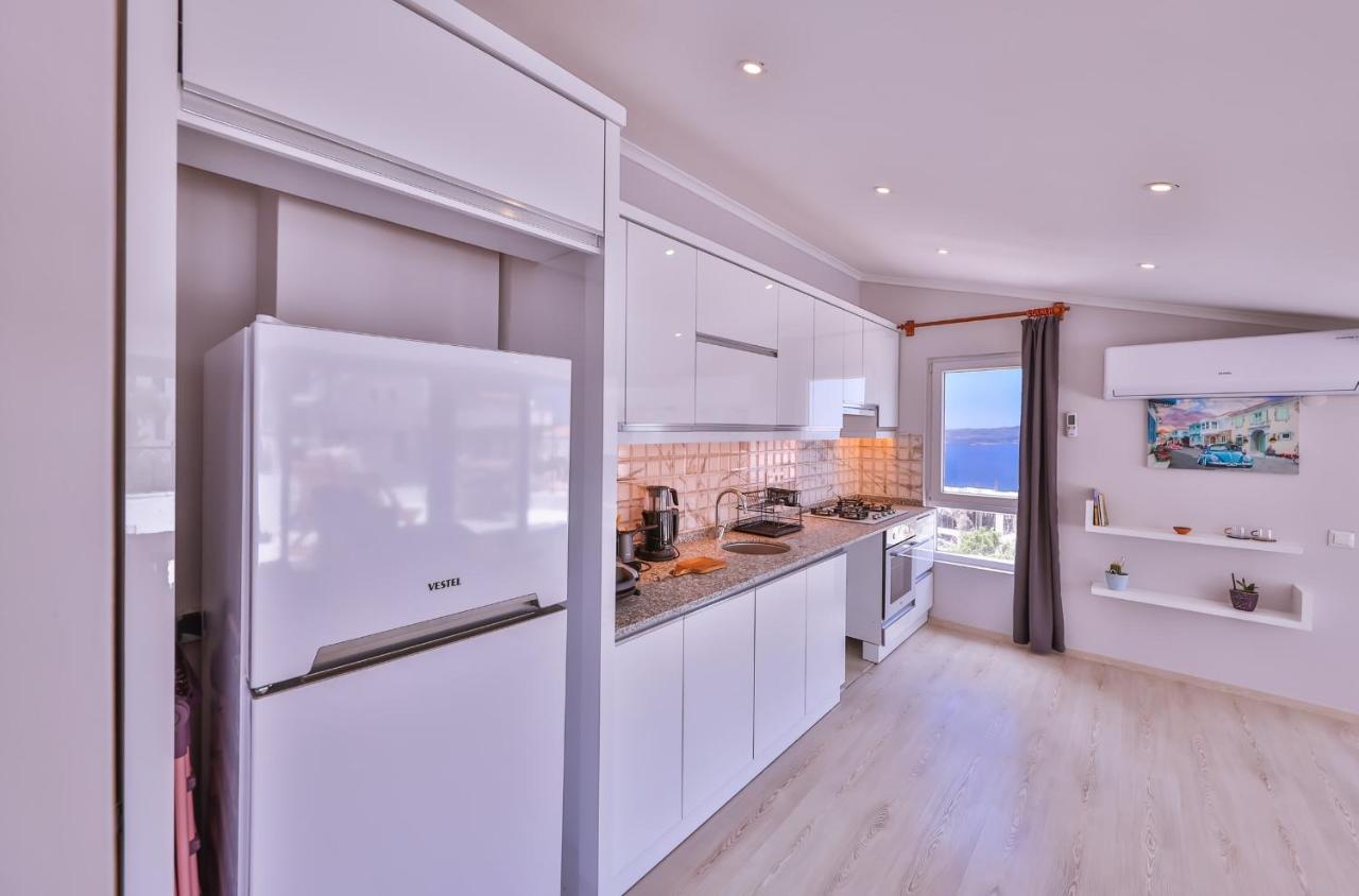 Goekyuezue Suit Apart Kaş Buitenkant foto
