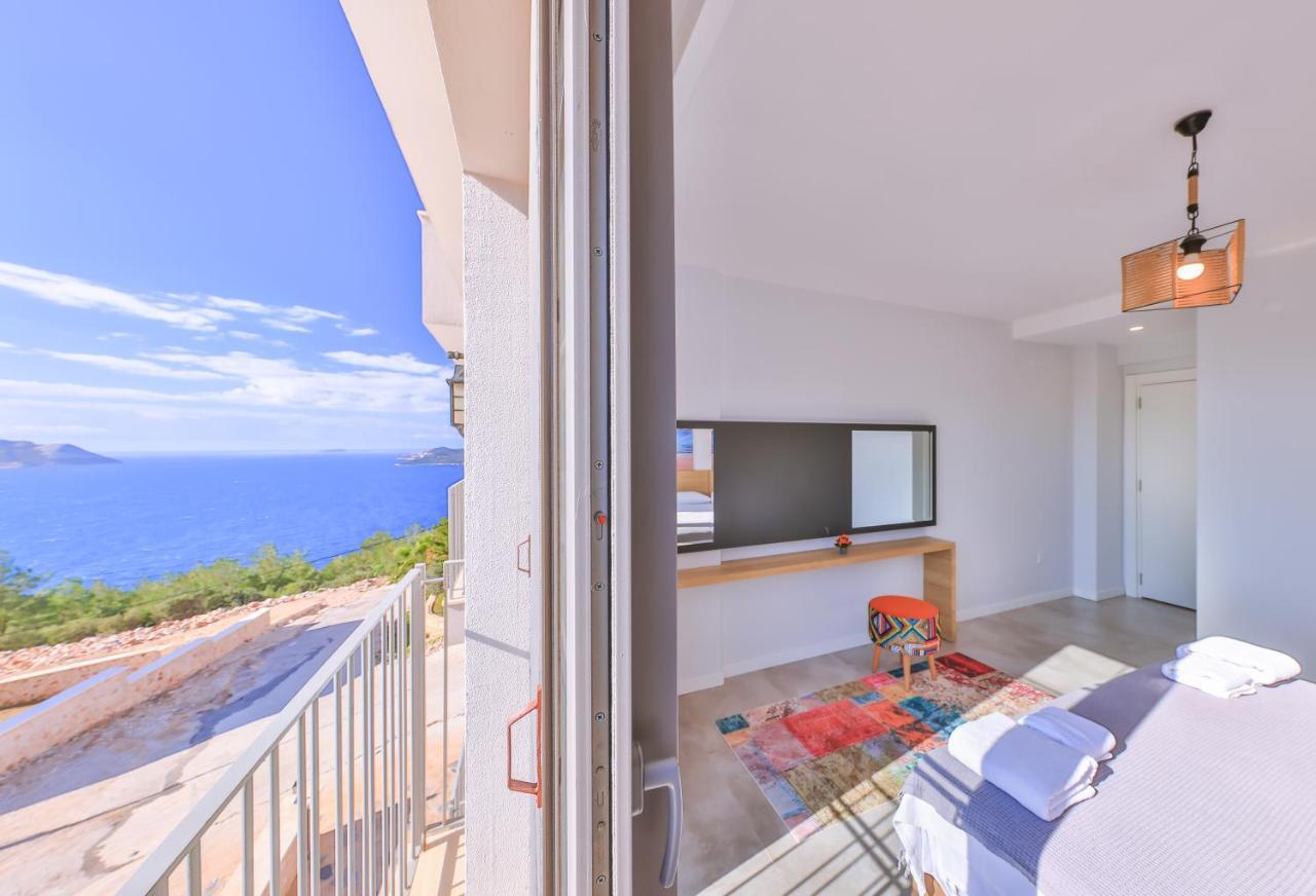 Goekyuezue Suit Apart Kaş Buitenkant foto