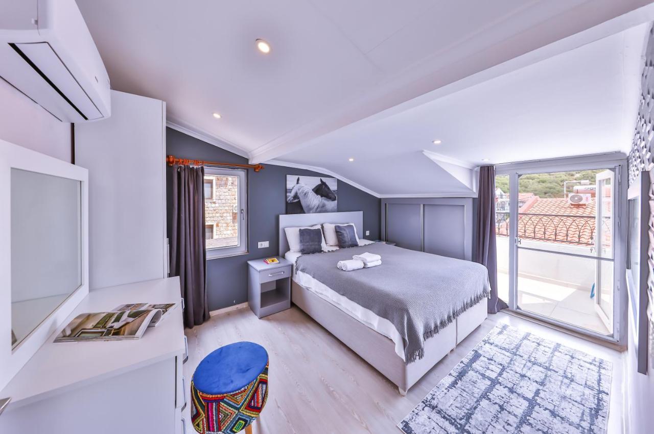 Goekyuezue Suit Apart Kaş Buitenkant foto