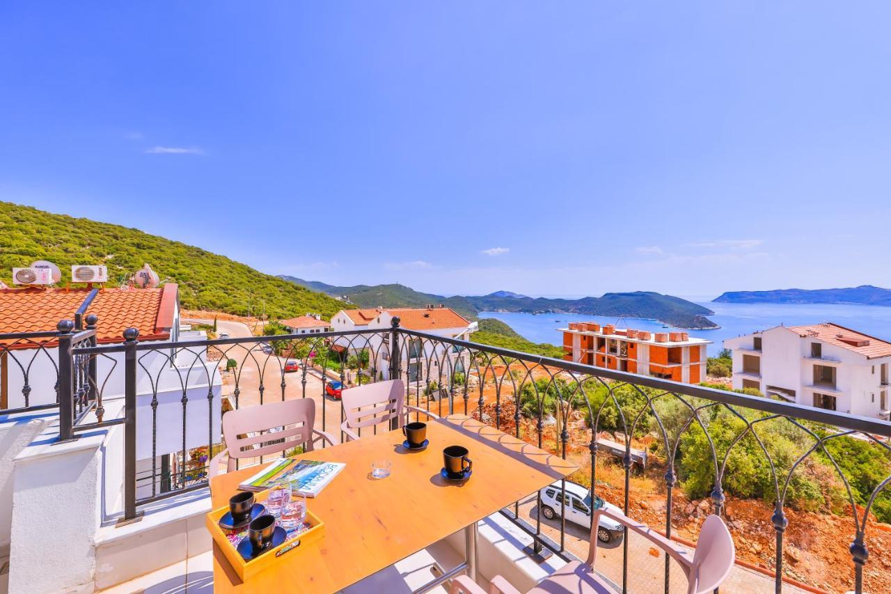 Goekyuezue Suit Apart Kaş Buitenkant foto